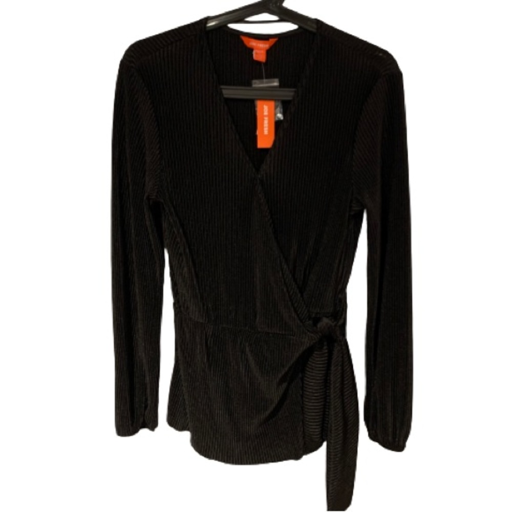 - 2/$10🔥 NWT Joe Fresh Pleated Plisse Black Long Sleeve Wrap Blouse